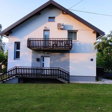 Apartment Gradina Korenica Exteriör bild