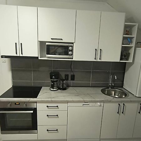 Apartment Gradina Korenica Exteriör bild