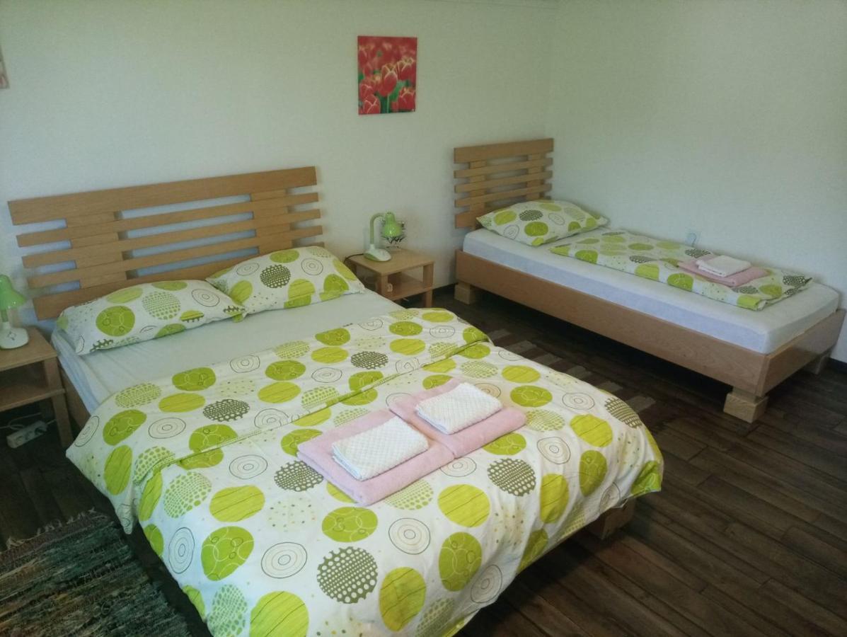 Apartment Gradina Korenica Exteriör bild