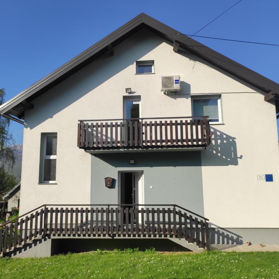 Apartment Gradina Korenica Exteriör bild