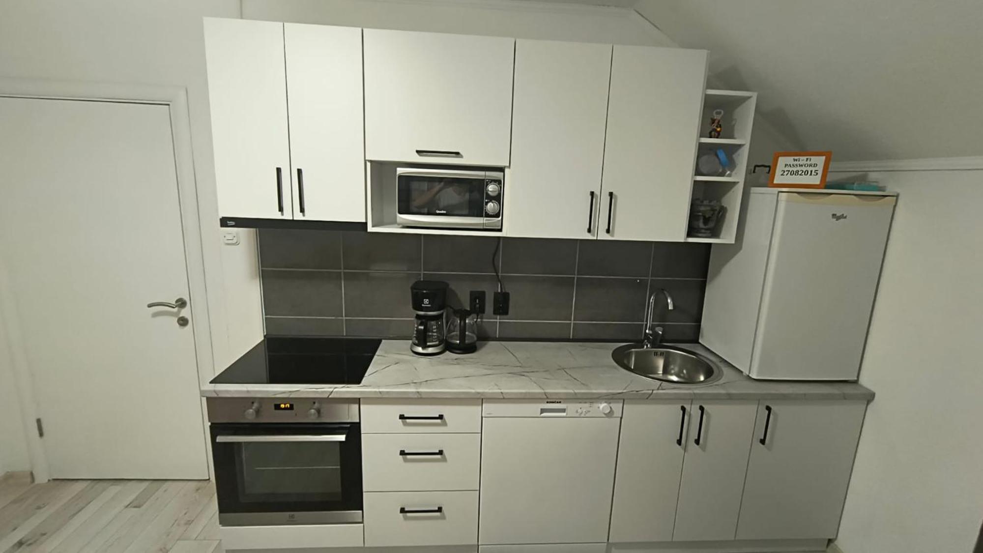Apartment Gradina Korenica Exteriör bild